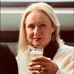 Meet your Posher, Linda